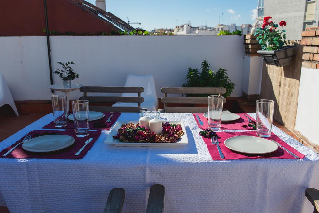 Ab Apartamentos Trinidad Малага Экстерьер фото