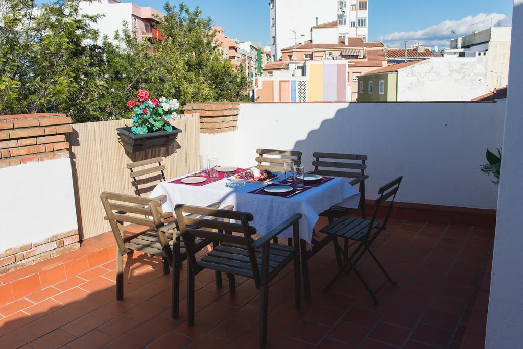 Ab Apartamentos Trinidad Малага Экстерьер фото