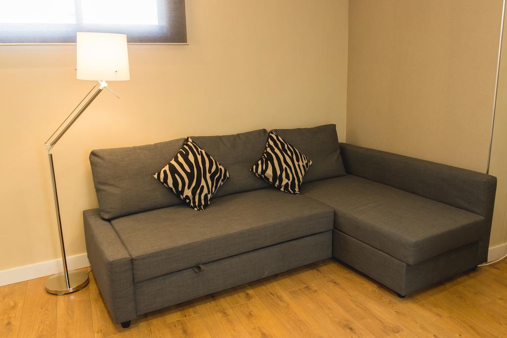 Ab Apartamentos Trinidad Малага Номер фото
